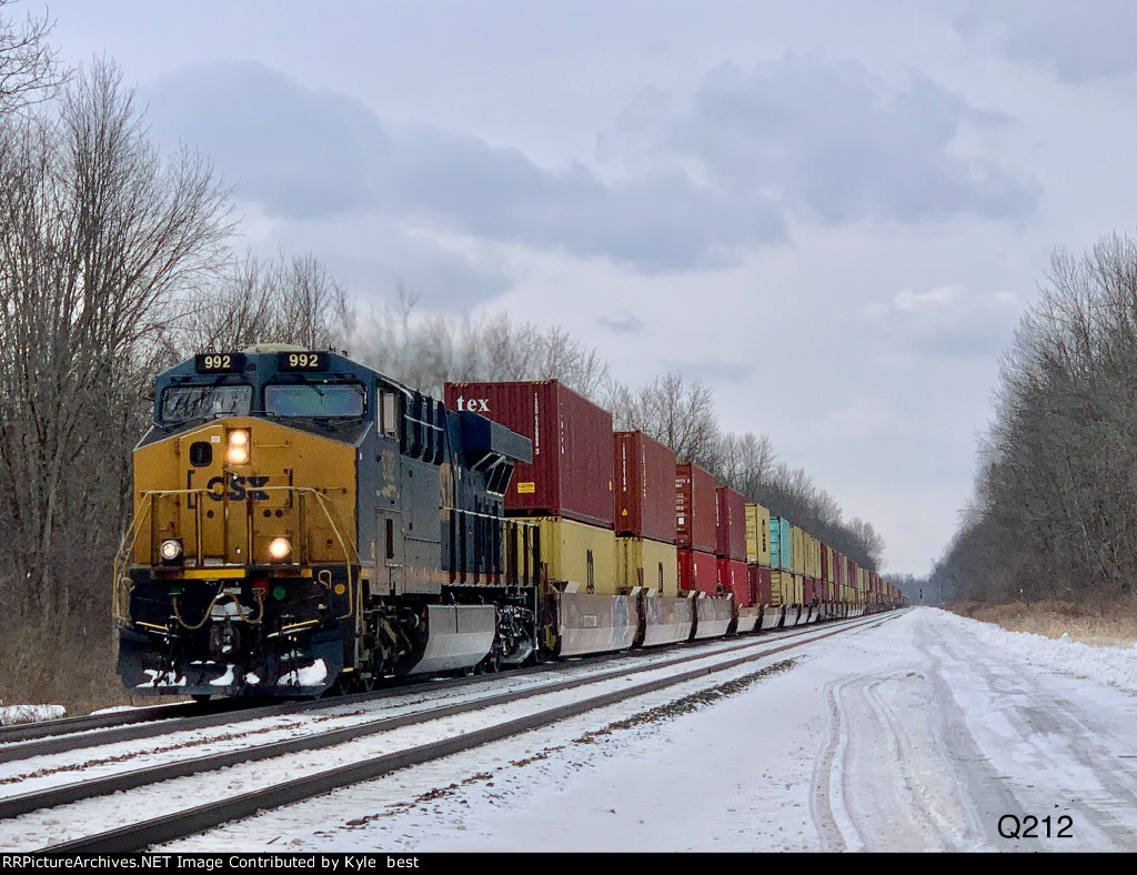 CSX 992 on Q212